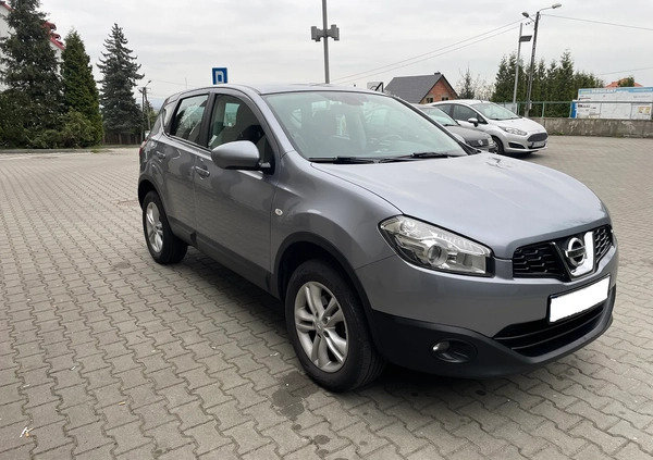 Nissan Qashqai cena 41800 przebieg: 182000, rok produkcji 2011 z Kielce małe 407